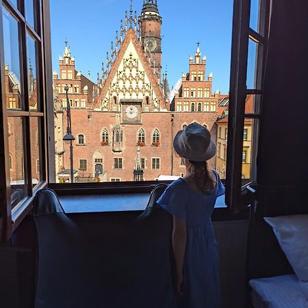 Rynek 30 Hostel วรอตซวาฟ ภายนอก รูปภาพ