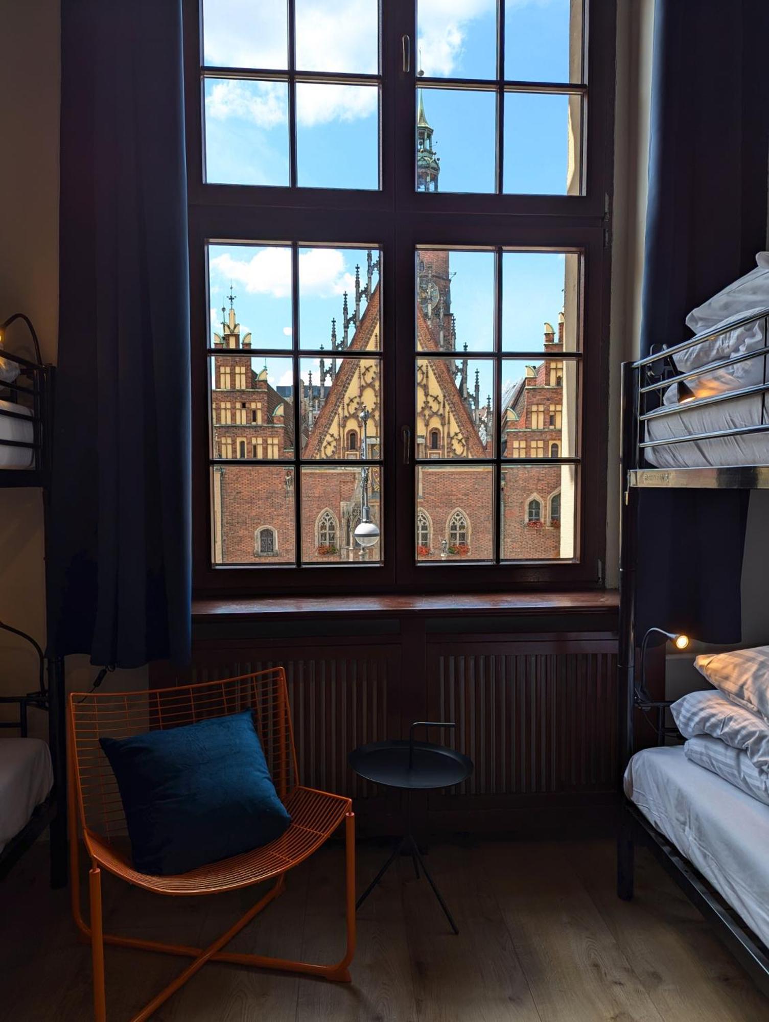 Rynek 30 Hostel วรอตซวาฟ ภายนอก รูปภาพ