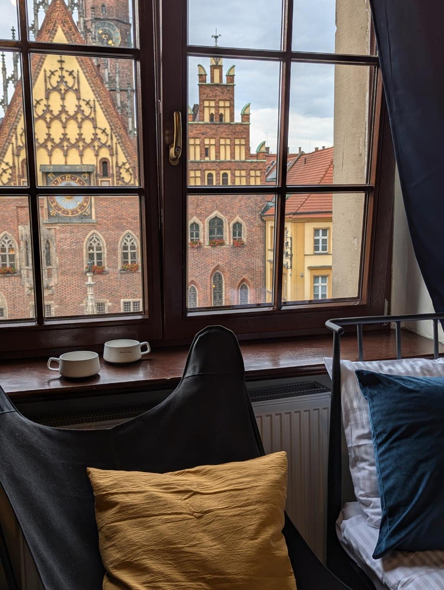 Rynek 30 Hostel วรอตซวาฟ ภายนอก รูปภาพ