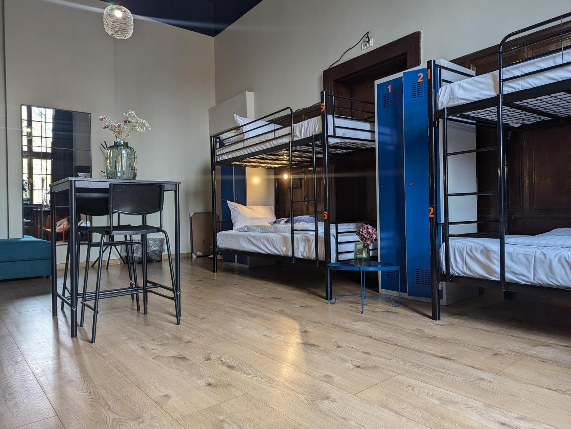 Rynek 30 Hostel วรอตซวาฟ ภายนอก รูปภาพ
